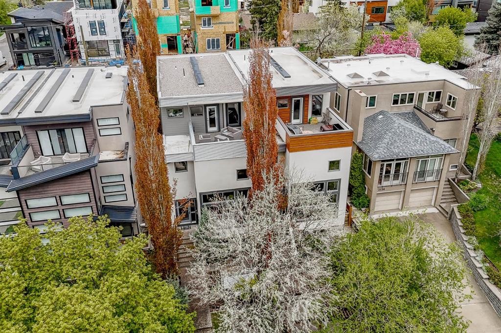 2134 30 Avenue Sw, Calgary, AB - Outdoor With Facade