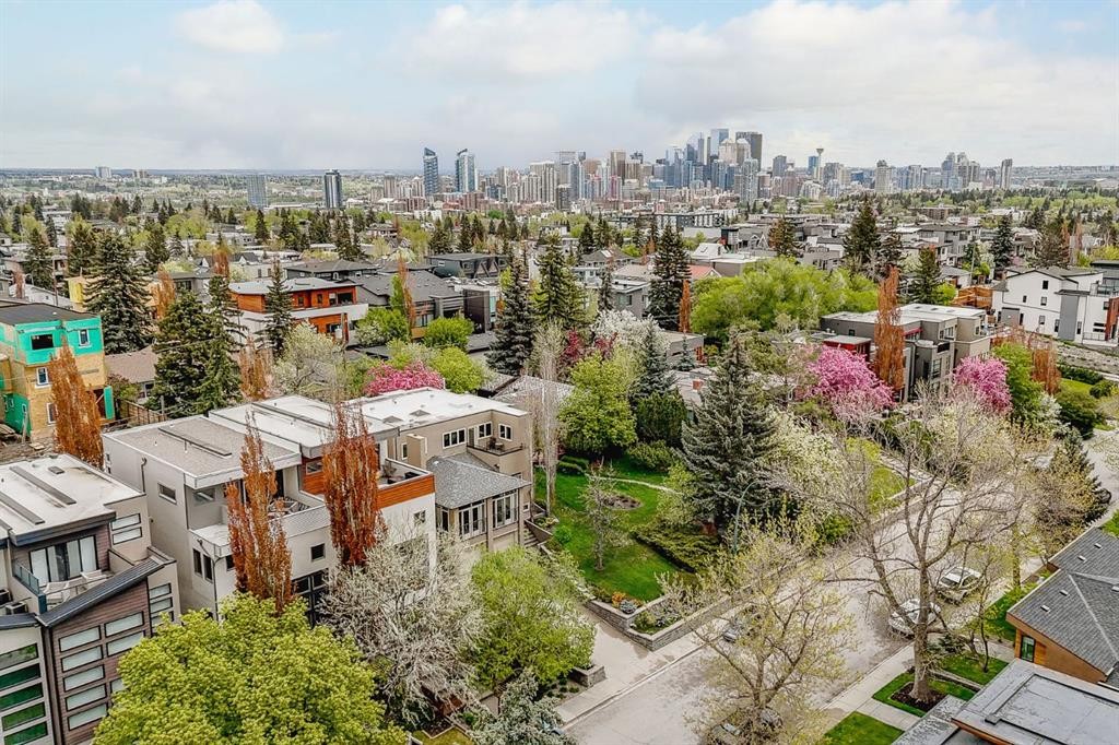 2134 30 Avenue Sw, Calgary, AB - Outdoor With View