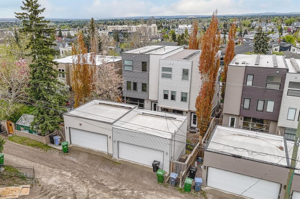 2134 30 Avenue Sw, Calgary, AB - Outdoor