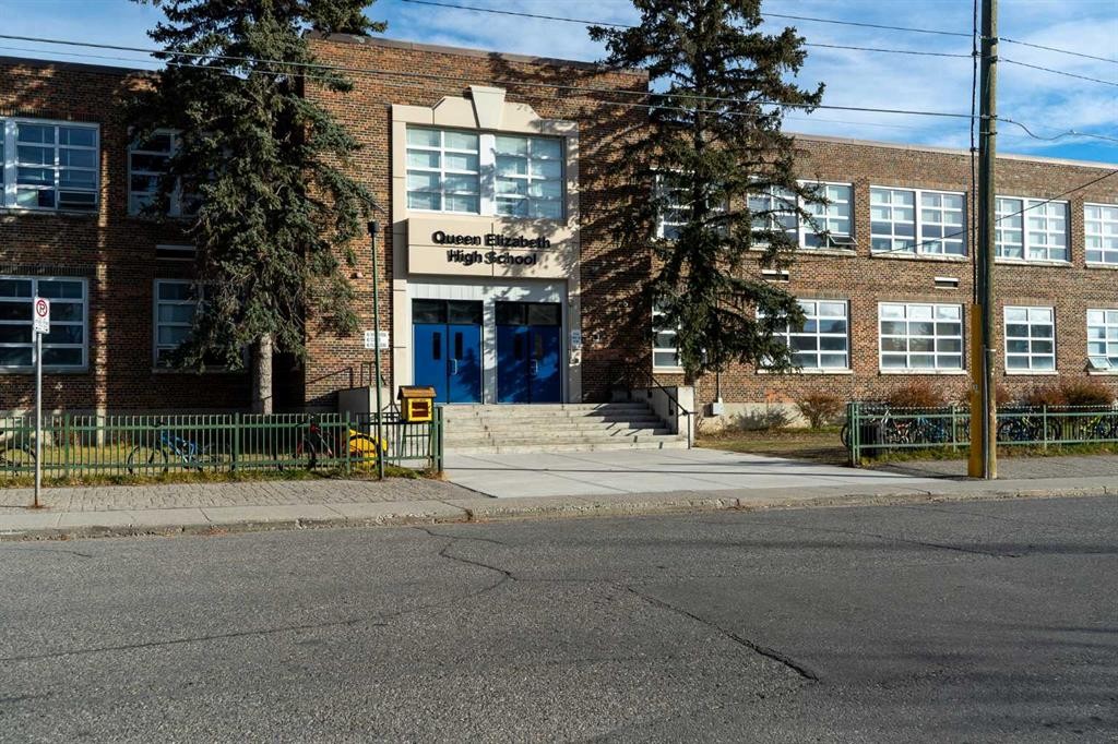 2231 2 Avenue Nw, Calgary, AB - Outdoor