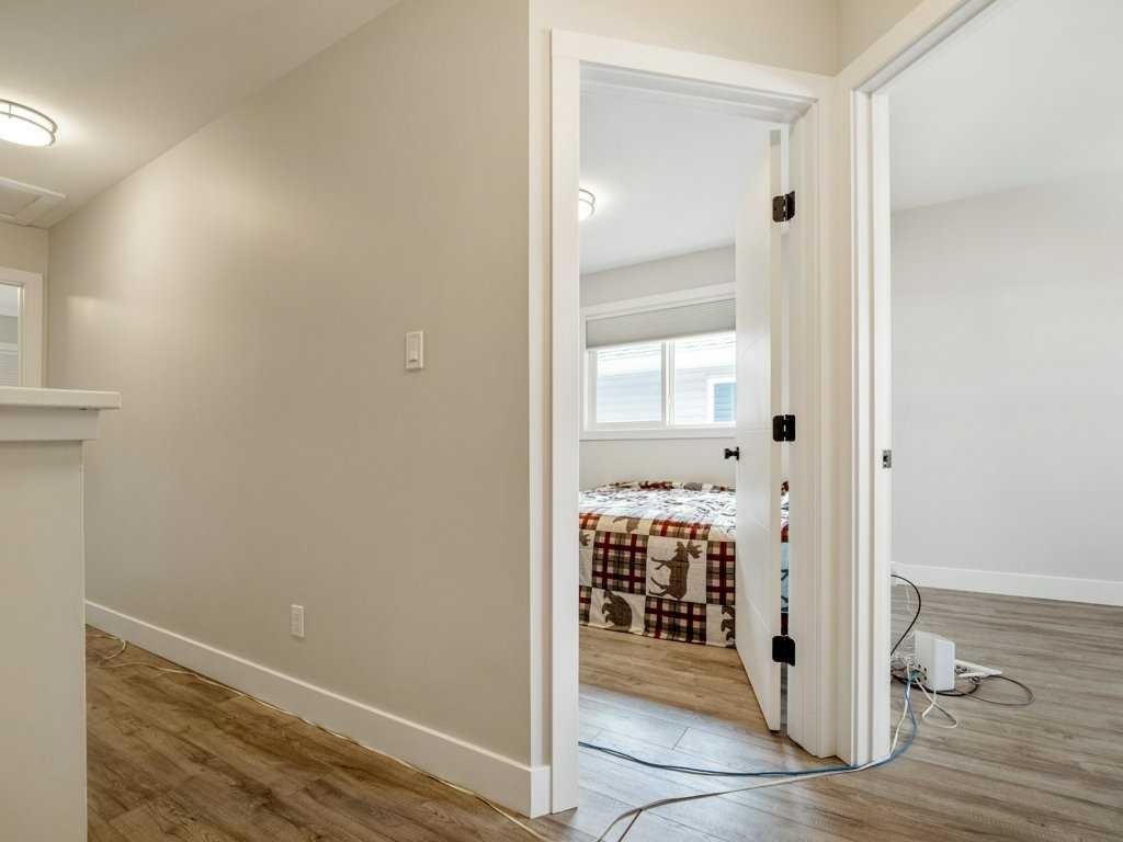 1143 Coalbrook Place West, Lethbridge, AB - Indoor Photo Showing Other Room