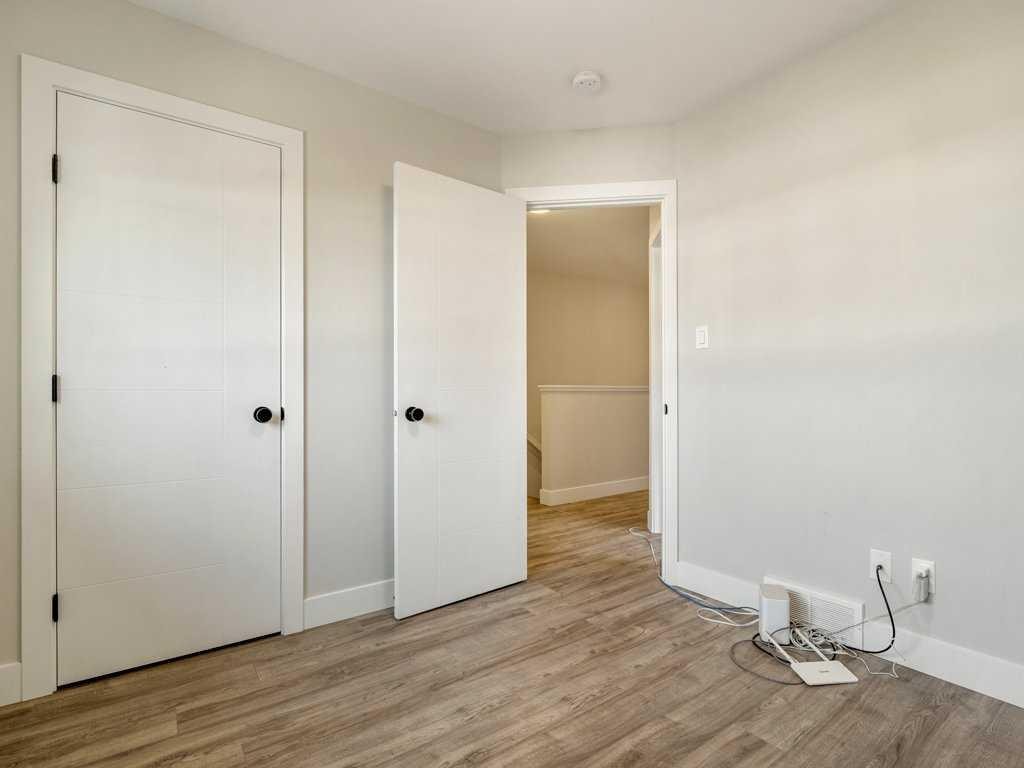 1143 Coalbrook Place West, Lethbridge, AB - Indoor Photo Showing Other Room