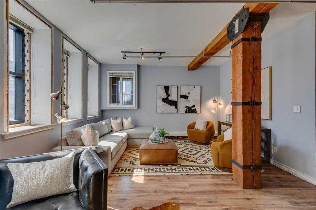 206 11 Avenue Se, Calgary, AB