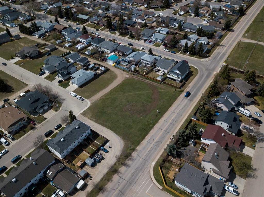 346 Parkview Estates, Strathmore, AB