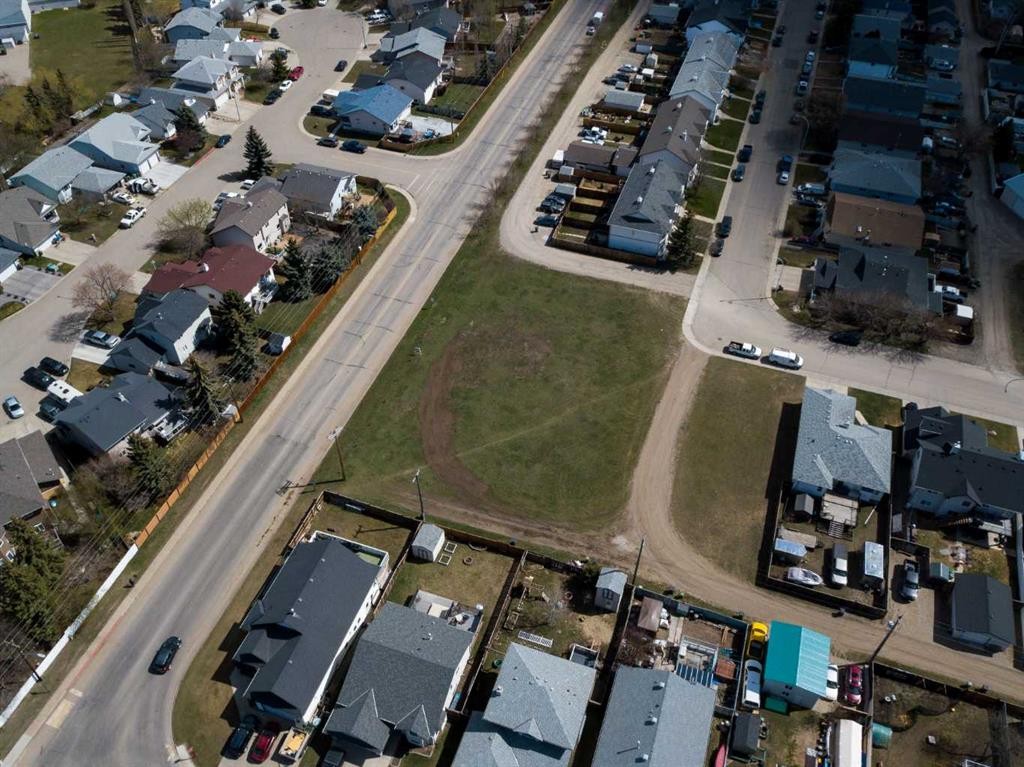 346 Parkview Estates, Strathmore, AB