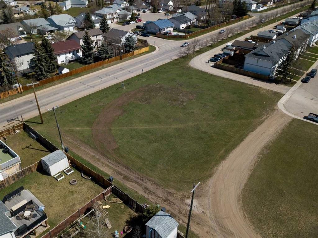 346 Parkview Estates, Strathmore, AB