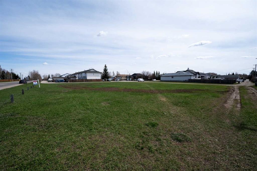 346 Parkview Estates, Strathmore, AB