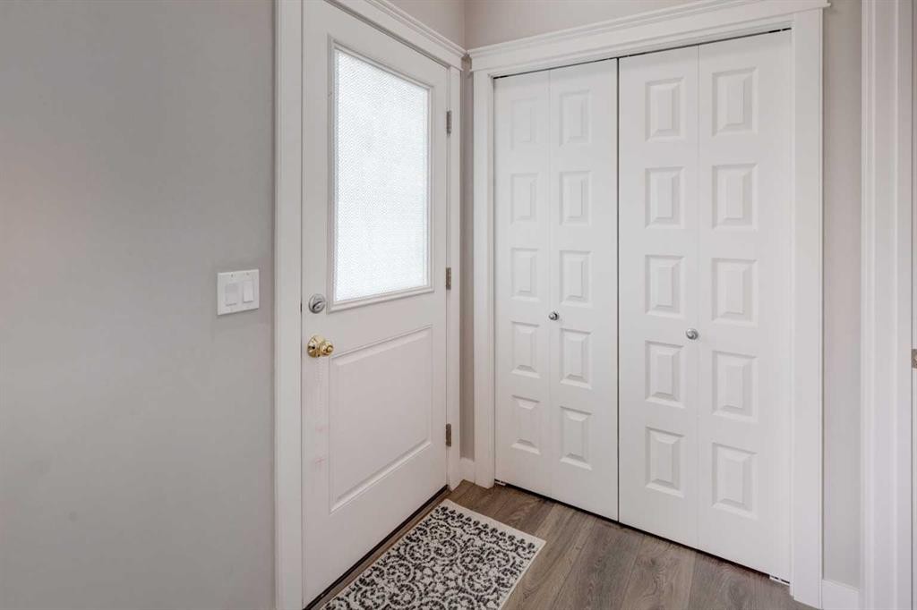 52 Red Embers Manor Ne, Calgary, AB - Indoor Photo Showing Other Room