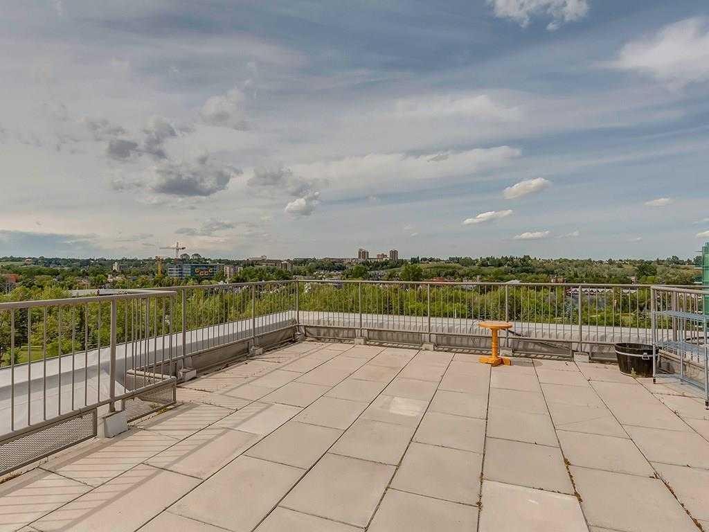 160-310 8 Street Sw, Calgary, AB - Outdoor With View
