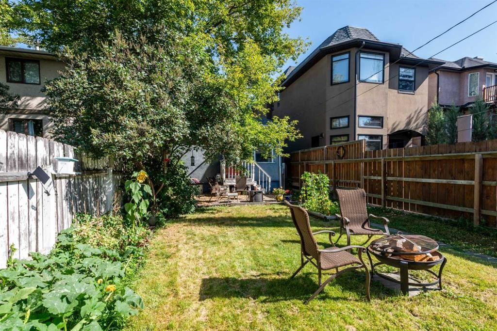 2213 8 Avenue Se, Calgary, AB - Outdoor
