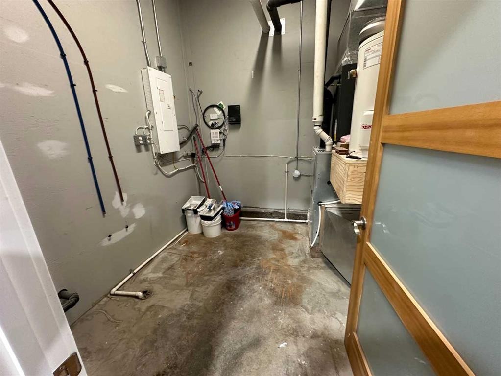 2014 18 Avenue, Didsbury, AB