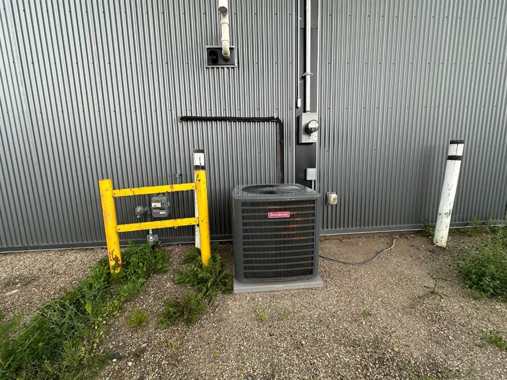 2014 18 Avenue, Didsbury, AB