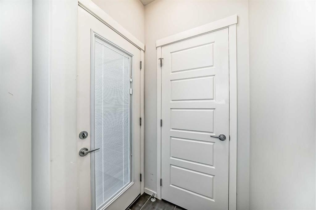 272 Livingston View Nw, Calgary, AB - Indoor Photo Showing Other Room