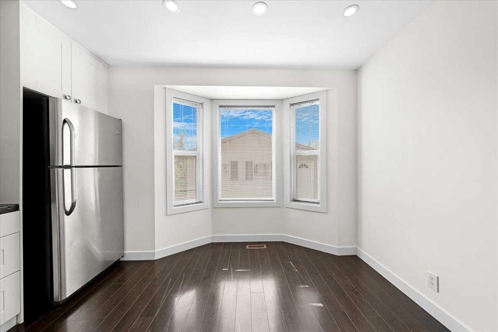 61 Falmere Way Ne, Calgary, AB - Indoor