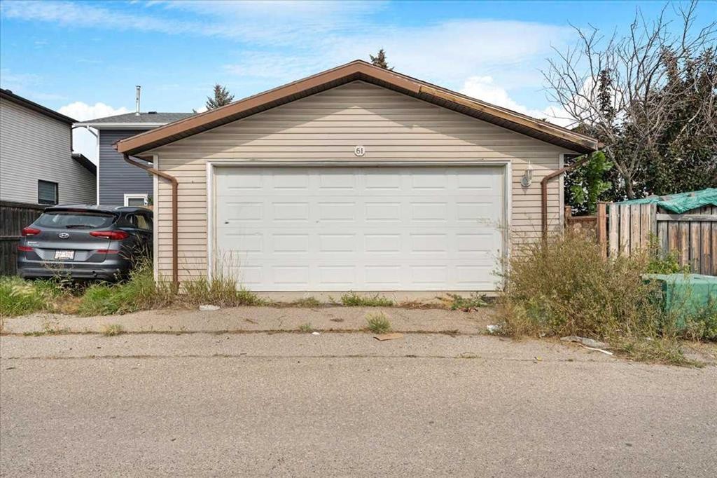 61 Falmere Way Ne, Calgary, AB - Outdoor With Exterior