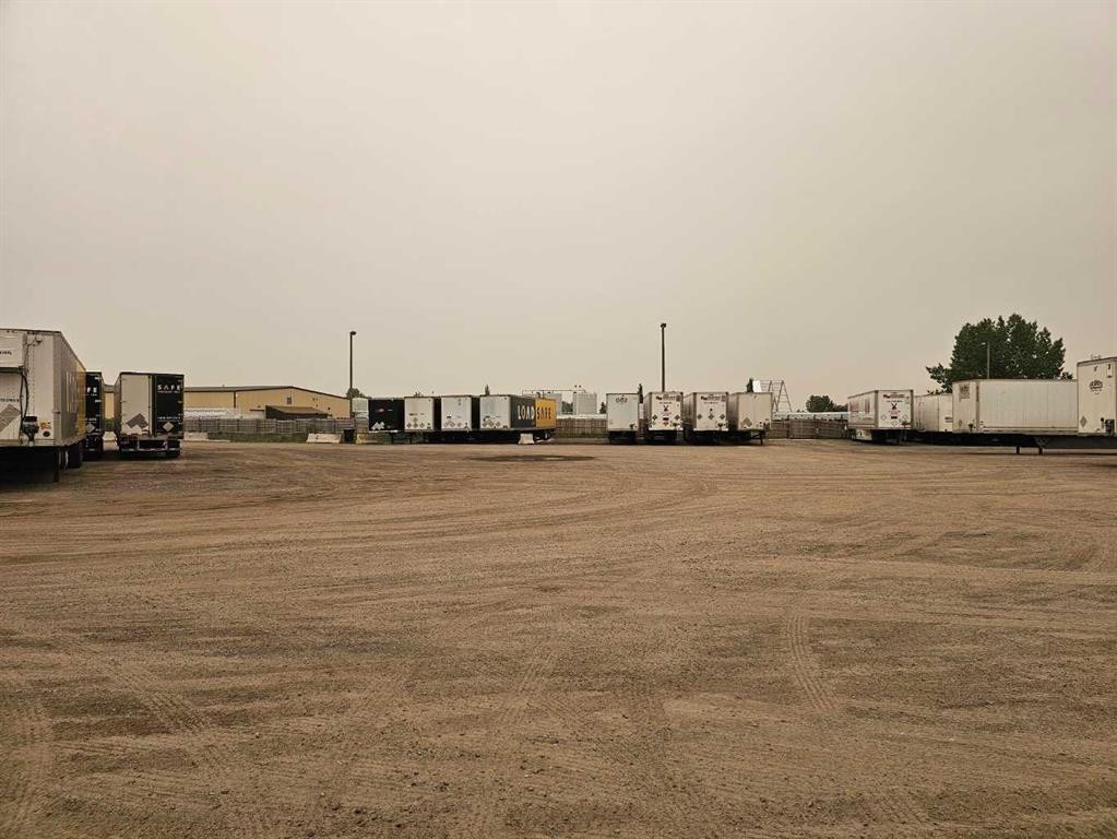 9415 44 Street Se, Calgary, AB