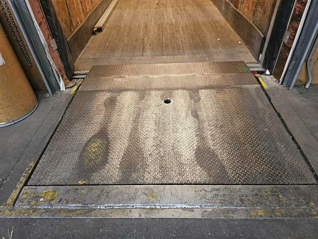 9415 44 Street Se, Calgary, AB