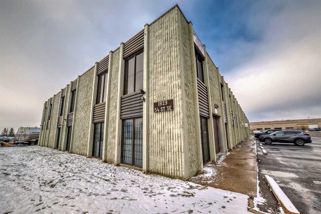 1829 54 Street Se, Calgary, AB