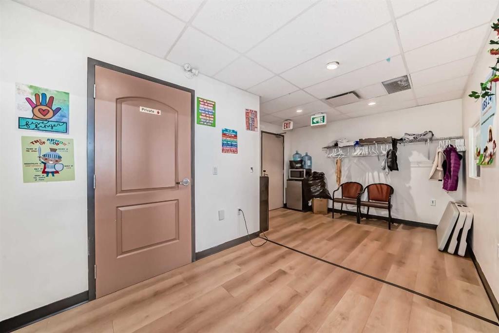 1829 54 Street Se, Calgary, AB