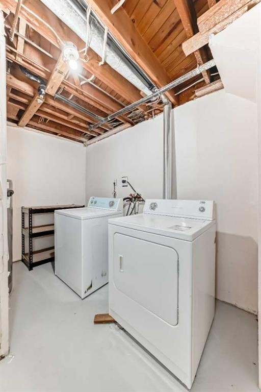 6327 24 Avenue Ne, Calgary, AB - Indoor Photo Showing Laundry Room