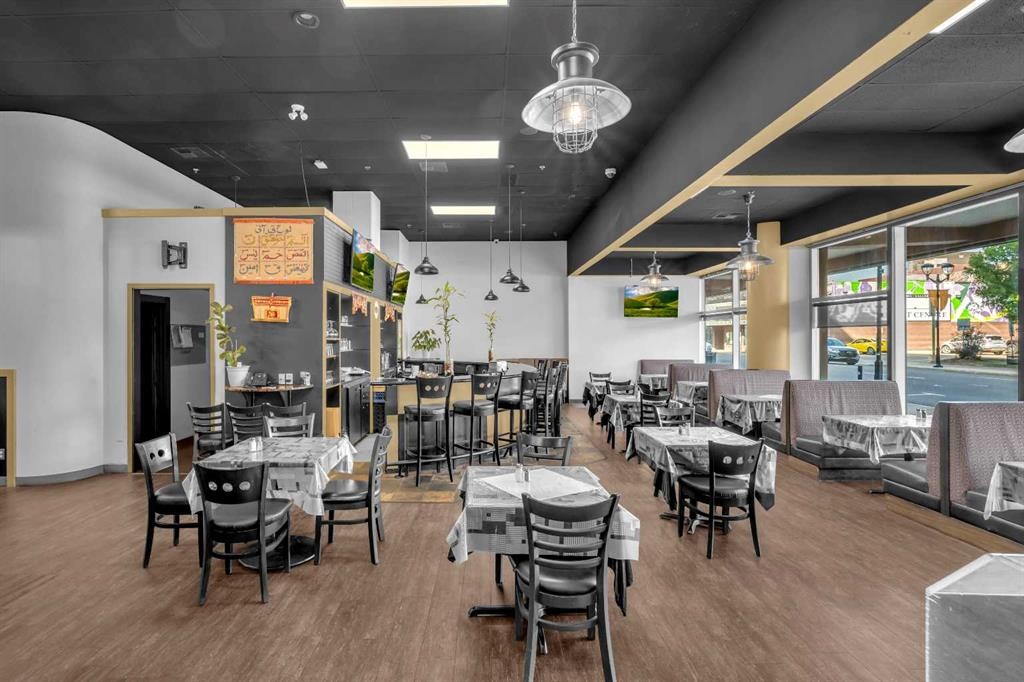 104-4909 49 Street, Red Deer, AB