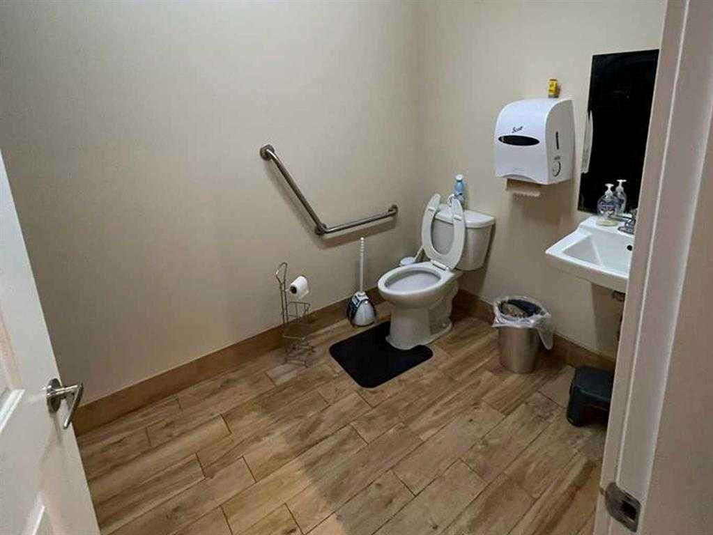 20-12221 44 Street Se, Calgary, AB