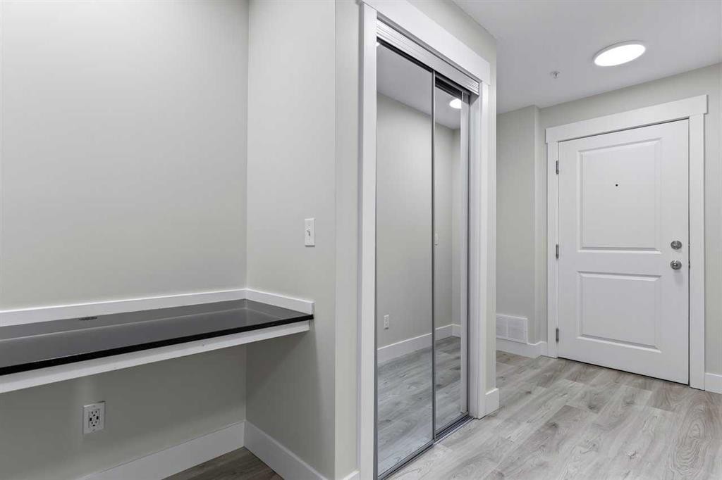 3112-11 Mahogany Row Se, Calgary, AB - Indoor Photo Showing Other Room
