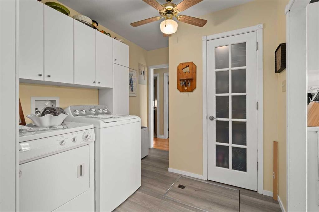 830230 Highway 1X, Rural Bighorn No. 8, M.D. Of, AB - Indoor Photo Showing Laundry Room