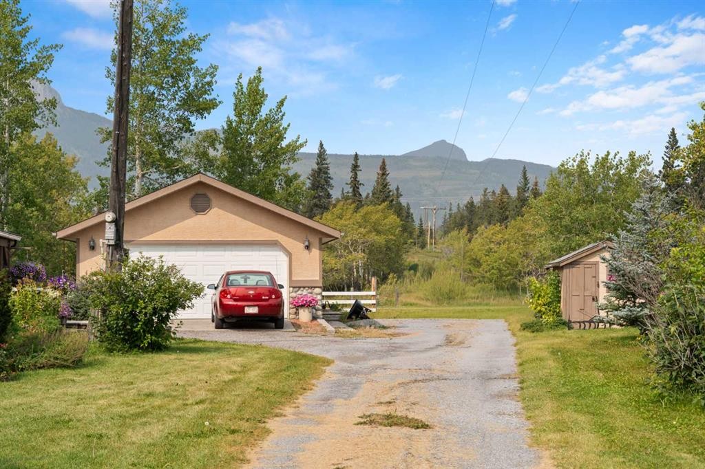 830230 Highway 1X, Rural Bighorn No. 8, M.D. Of, AB - Outdoor