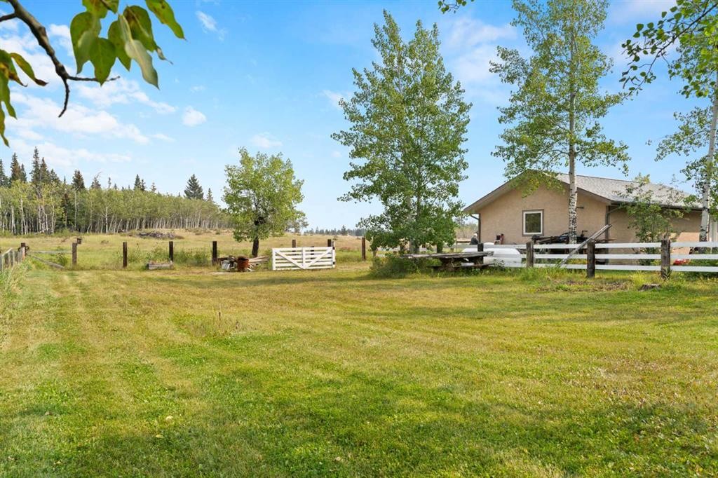 830230 Highway 1X, Rural Bighorn No. 8, M.D. Of, AB - Outdoor