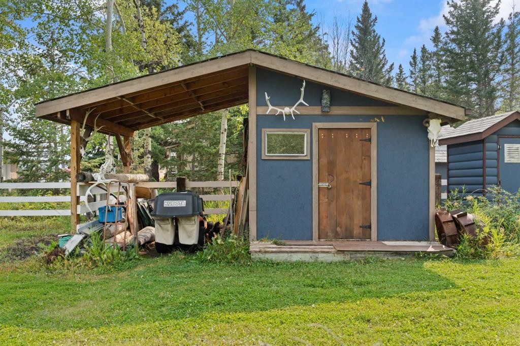 830230 Highway 1X, Rural Bighorn No. 8, M.D. Of, AB - Outdoor