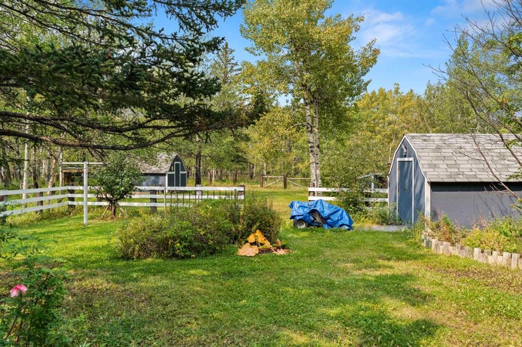 830230 Highway 1X, Rural Bighorn No. 8, M.D. Of, AB - Outdoor