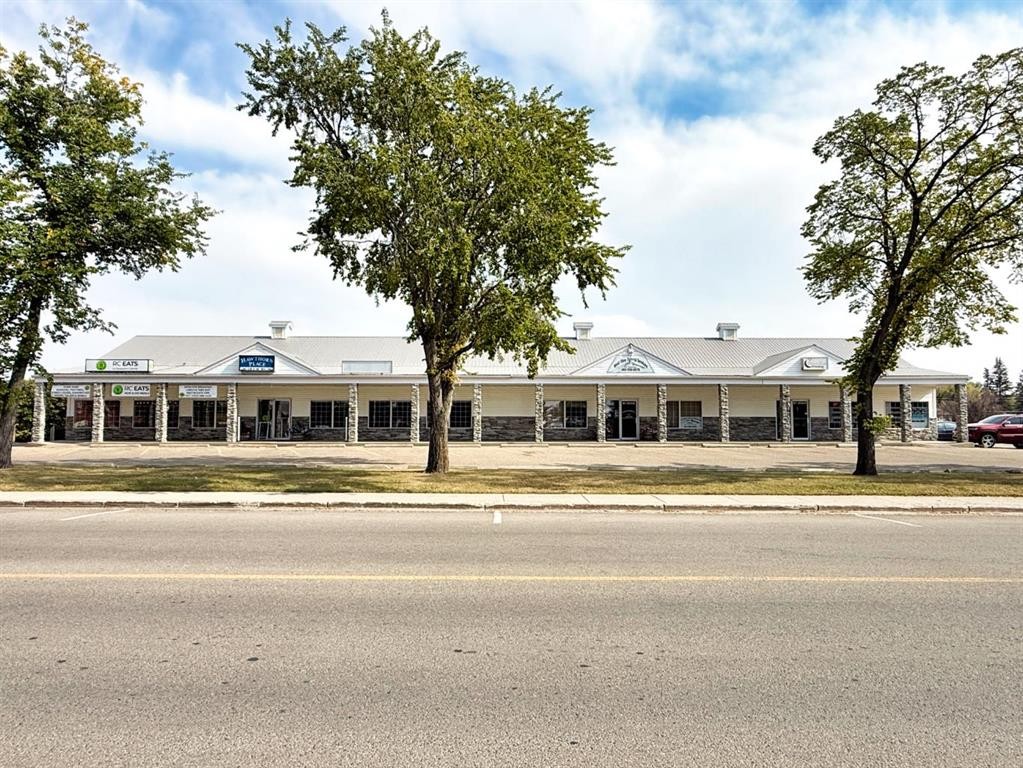 5303 50 Avenue, Olds, AB