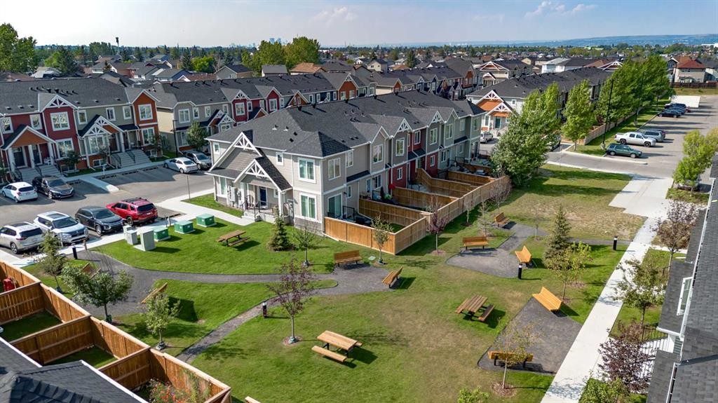 1016-7451 Falconridge Boulevard Ne, Calgary, AB - Outdoor