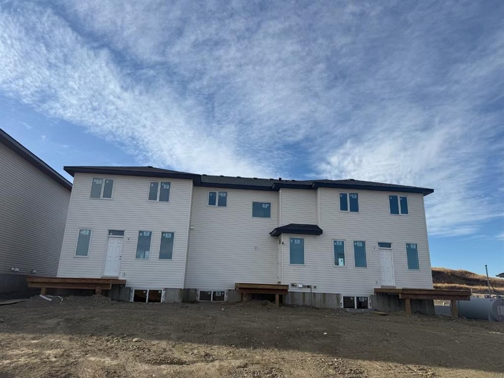 1997 Mccaskill Drive, Crossfield, AB - Outdoor