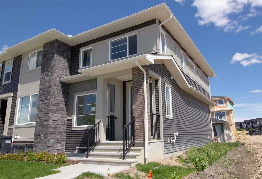 302 Sundown Road, Cochrane, AB