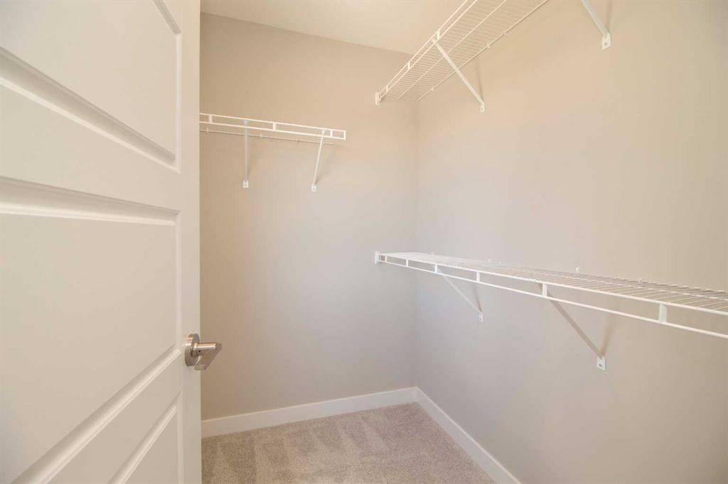 302 Sundown Road, Cochrane, AB
