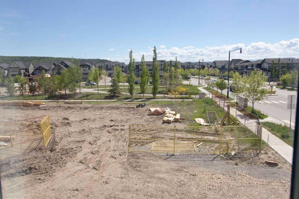 302 Sundown Road, Cochrane, AB