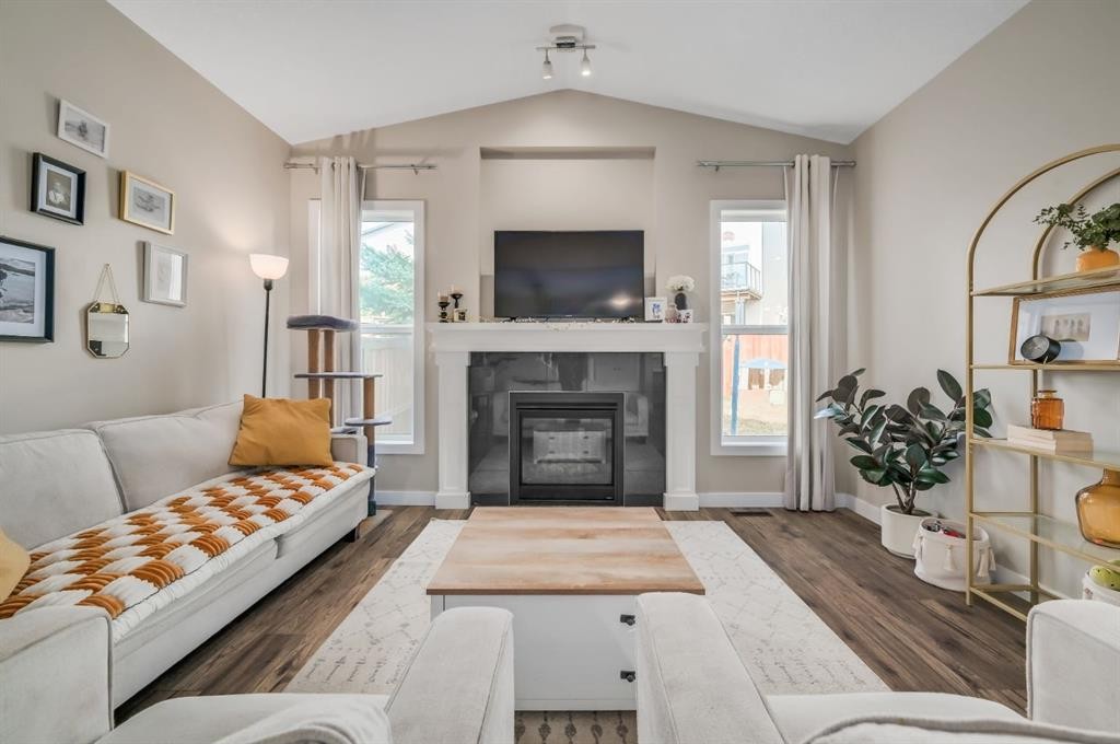 593 Nolan Hill Boulevard Nw, Calgary, AB - Indoor Photo Showing Living Room With Fireplace