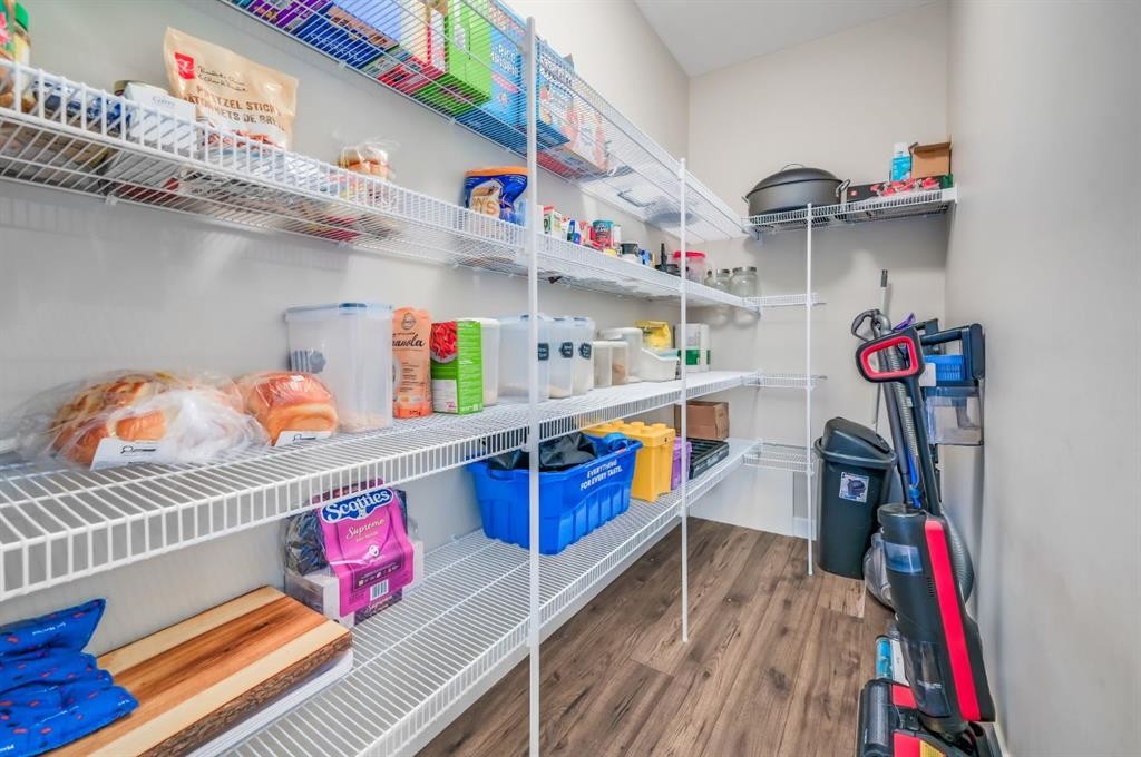 593 Nolan Hill Boulevard Nw, Calgary, AB - Indoor With Storage