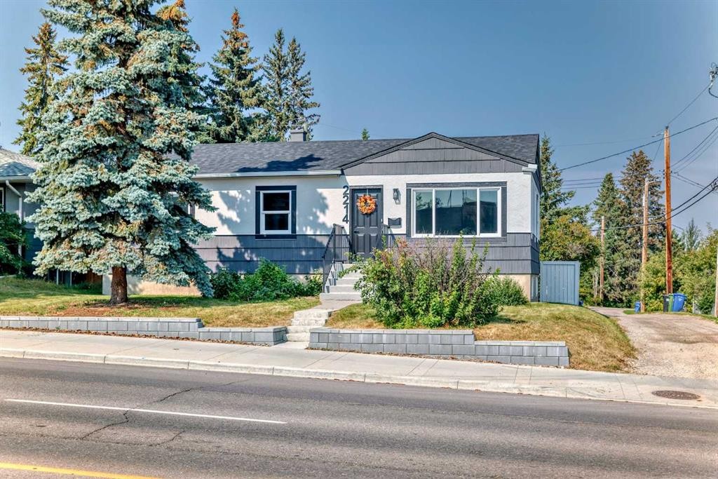 2412 17 Avenue Sw, Calgary, AB - Outdoor With Facade