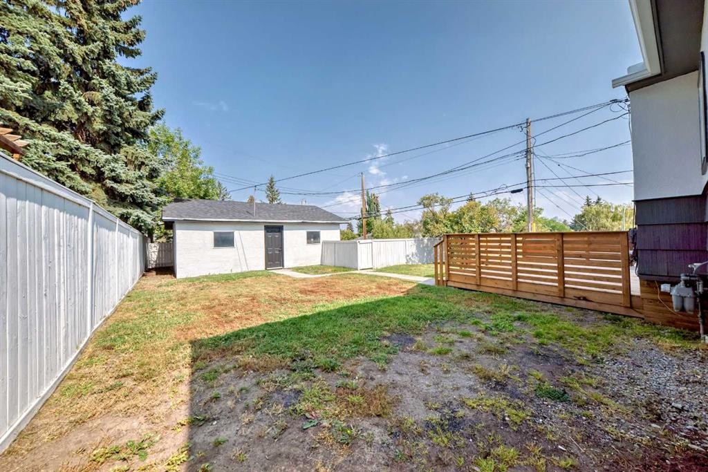 2412 17 Avenue Sw, Calgary, AB - Outdoor