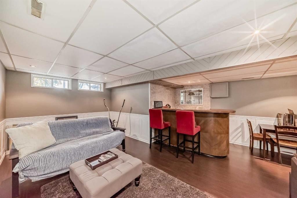 554 Whitehill Place Ne, Calgary, AB - Indoor Photo Showing Basement