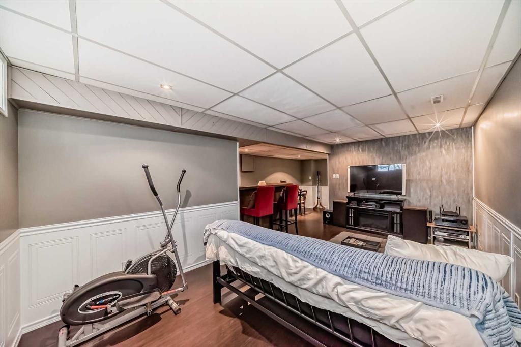 554 Whitehill Place Ne, Calgary, AB - Indoor