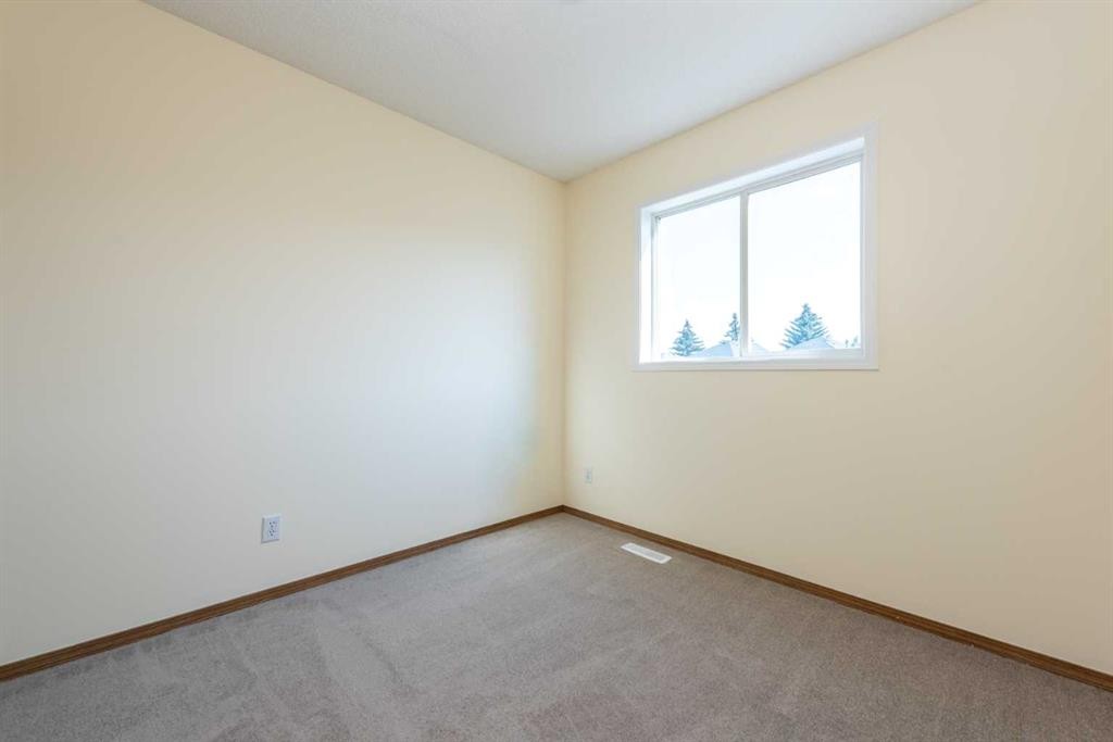216 Hidden Hills Road Nw, Calgary, AB - Indoor Photo Showing Other Room