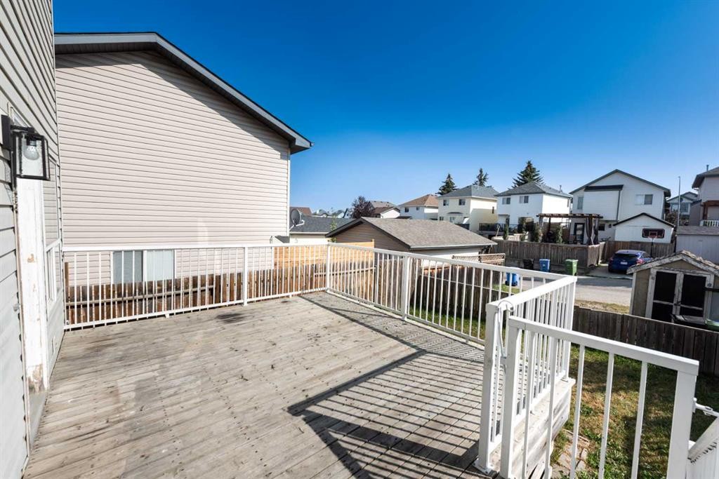 216 Hidden Hills Road Nw, Calgary, AB - Outdoor With Exterior