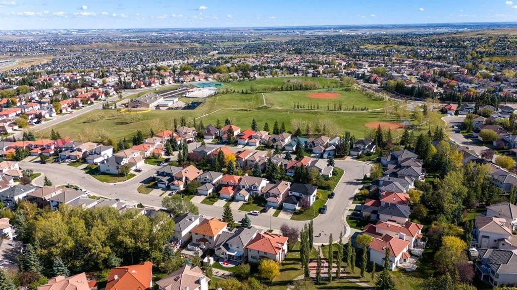 216 Hidden Hills Road Nw, Calgary, AB - Outdoor With View