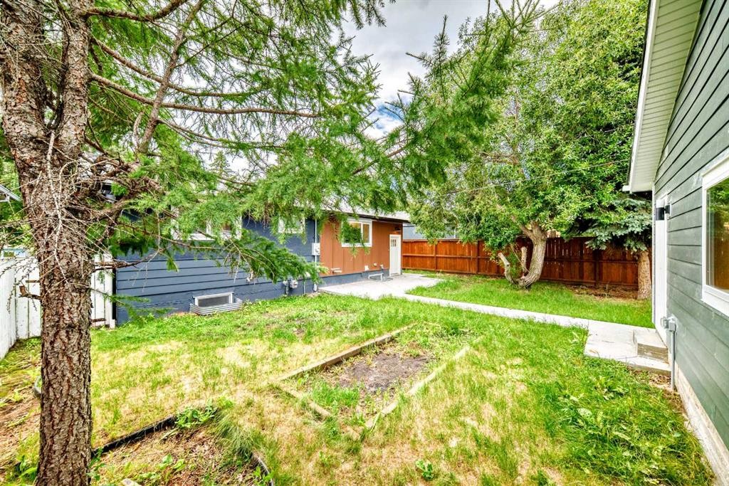 264 99 Avenue Se, Calgary, AB - Outdoor