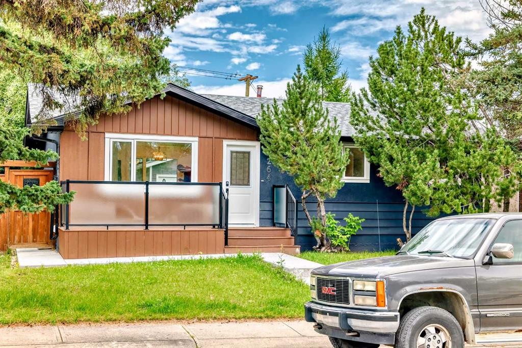 264 99 Avenue Se, Calgary, AB - Outdoor
