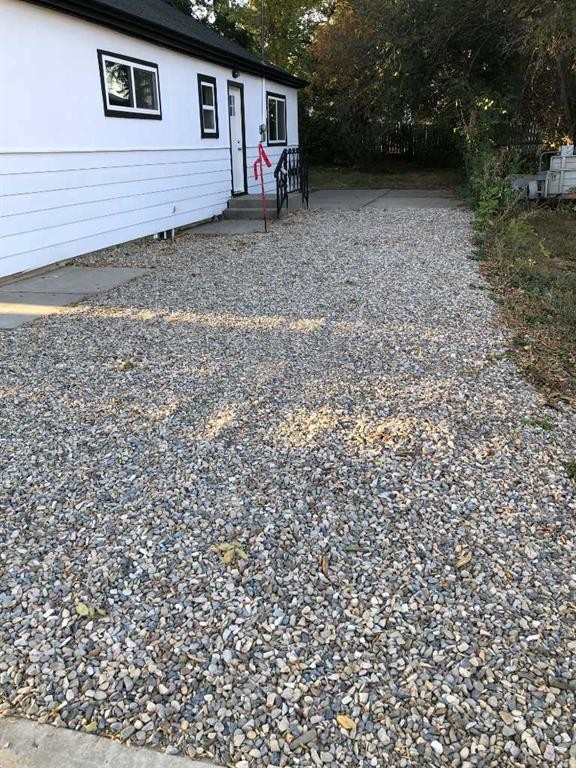 207 Centre Street, Lomond, AB - Outdoor